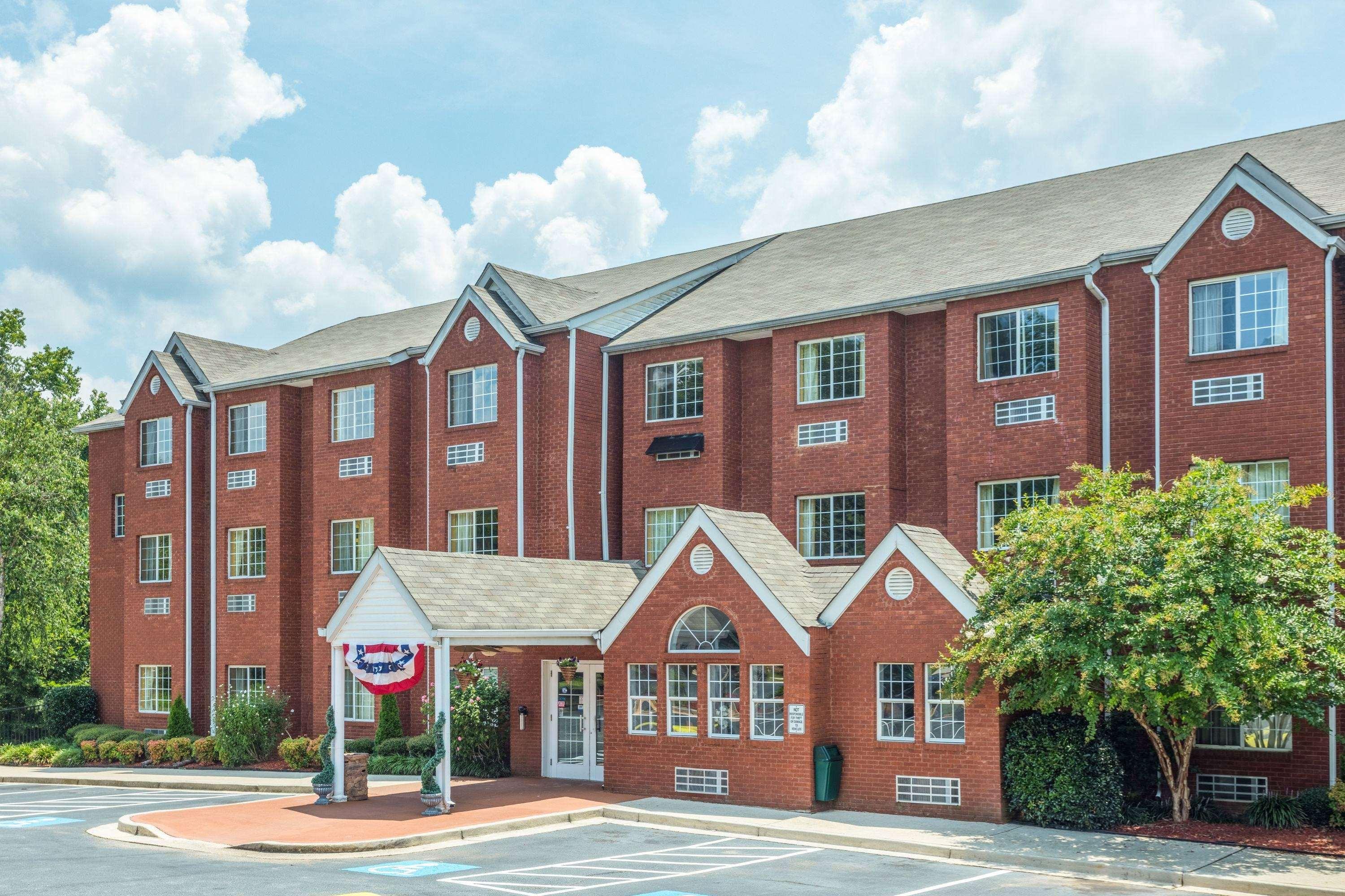 Microtel Inn & Suites By Wyndham Stockbridge/Atlanta I-75 Экстерьер фото