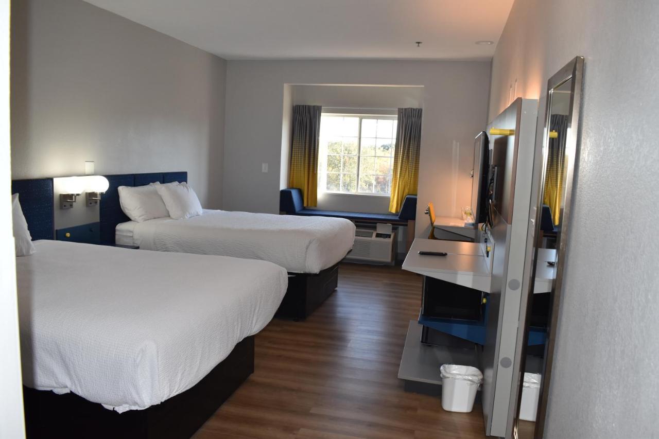 Microtel Inn & Suites By Wyndham Stockbridge/Atlanta I-75 Экстерьер фото